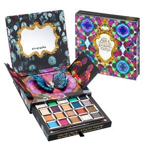 Urban Decay Alice & Wonderland Eyeshadow Pallet